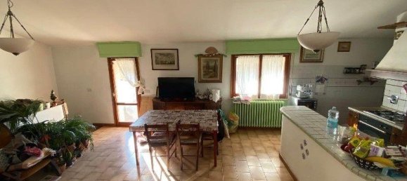 5 rooms Apartment in Montespertoli, Italy No. 3070 21