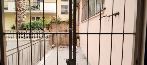 1 room Office in San Benedetto del Tronto, Italy No. 188301 7