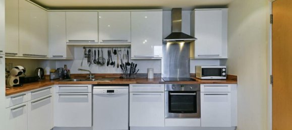 Apartamento de 2 dormitorios en Brentford, United Kingdom No. 12372 12