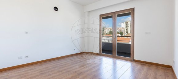 Apartamento de 2 dormitorios en Odivelas, Portugal No. 347809 21