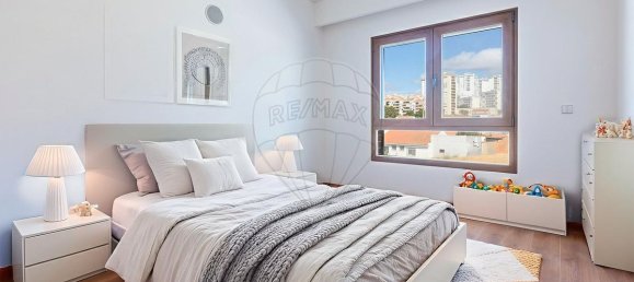 Apartamento de 2 dormitorios en Odivelas, Portugal No. 347809 16