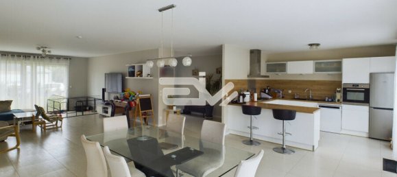 5 chambres Maison à Montigny-sur-Vesle, France No. 238506 2