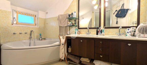 Вилла с 5 комнатами в Кавернаго, Италия № 231095 128