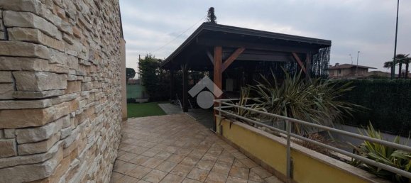 Вилла с 5 комнатами в Кавернаго, Италия № 231095 33