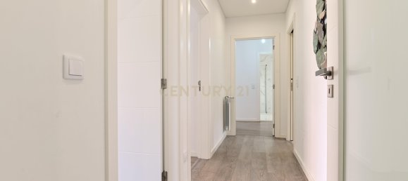 3 bedrooms Apartment in Cascais, Portugal No. 169660 11