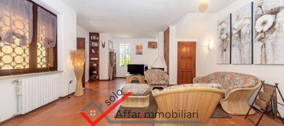 5 bedrooms Villa in Golfo Aranci, Italy No. 311501 4