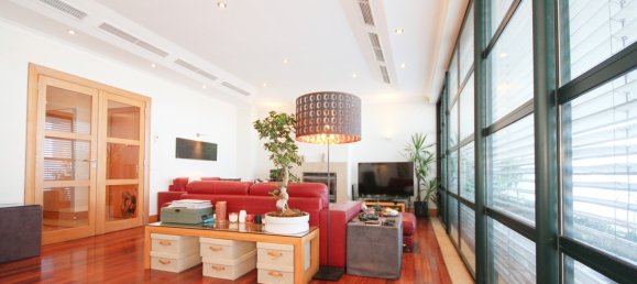 3 bedrooms Apartment in Lisbon, Portugal No. 94039 7