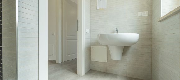 Apartamento de 3 divisões em Ciampino, Italy N.º 33632 23