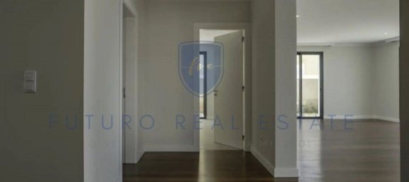 3 bedrooms House in Funchal, Portugal No. 94297 7