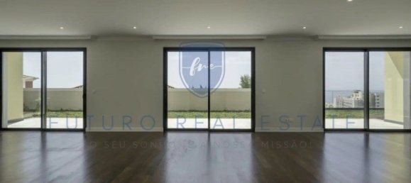 3 bedrooms House in Funchal, Portugal No. 94297 8