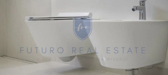 3 bedrooms House in Funchal, Portugal No. 94297 16