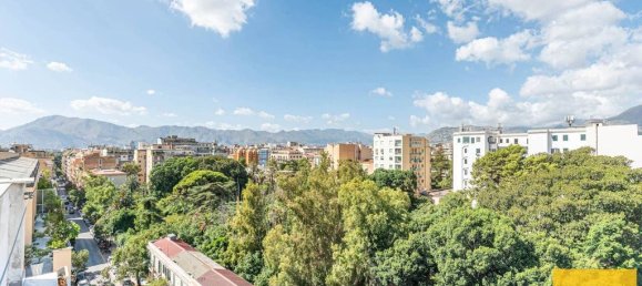 2 Schlafzimmer Penthouse in Palermo, Italy, Nr. 334981 14