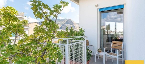 2 Schlafzimmer Penthouse in Palermo, Italy, Nr. 334981 12