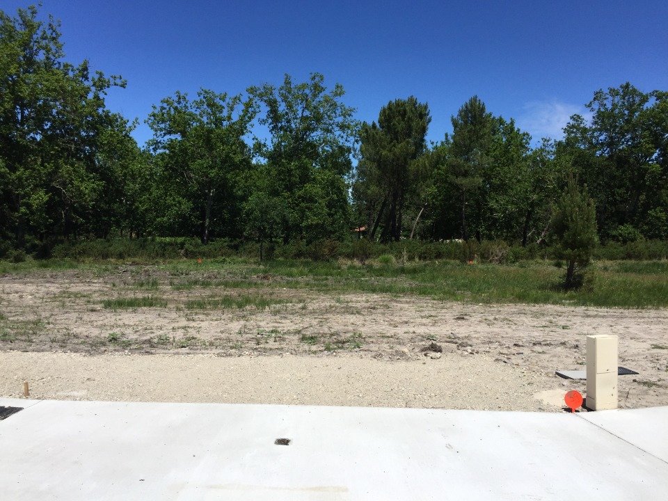  Land in Hourtin, France No. 106852