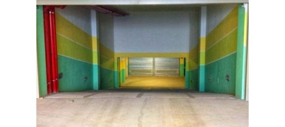 16m² Garage in Portici, Italy No. 354354 3
