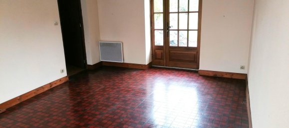 3 Schlafzimmer Haus in Neuvy-le-Roi, France, Nr. 63246 4
