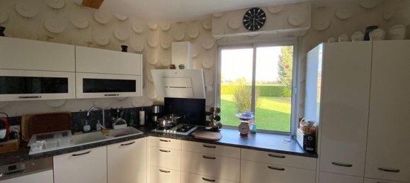 5 Schlafzimmer Haus in Nogent-le-Rotrou, France, Nr. 89451 9