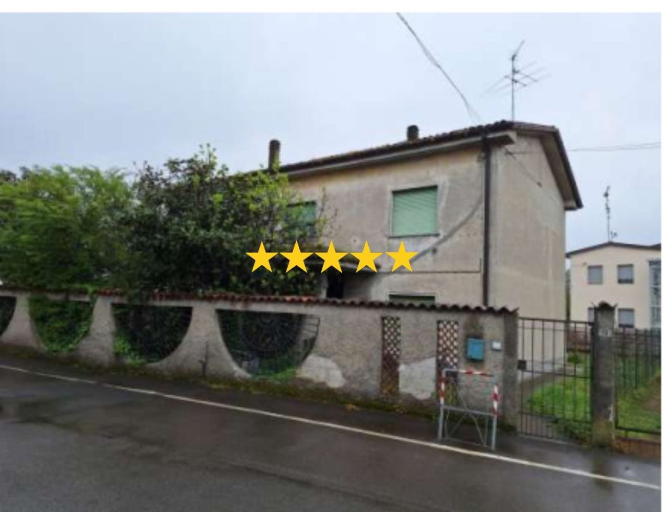 5-salle Appartement à Fiesco, Italy No. 333731
