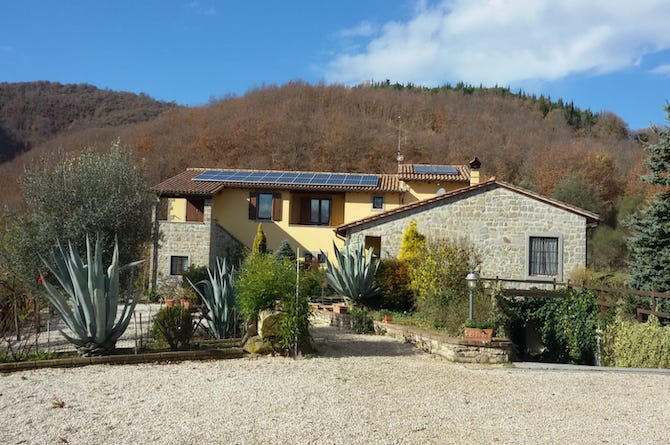 4 bedrooms Villa in Lisciano Niccone, Italy No. 52822