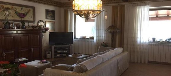 4 bedrooms Villa in Lisciano Niccone, Italy No. 52822 17