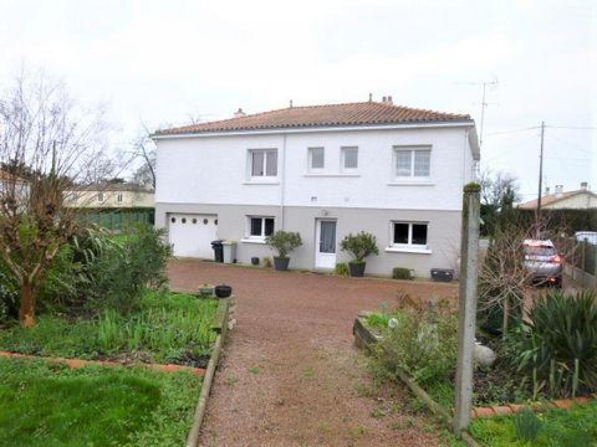 4 Schlafzimmer Haus in Chantonnay, France, Nr. 31661