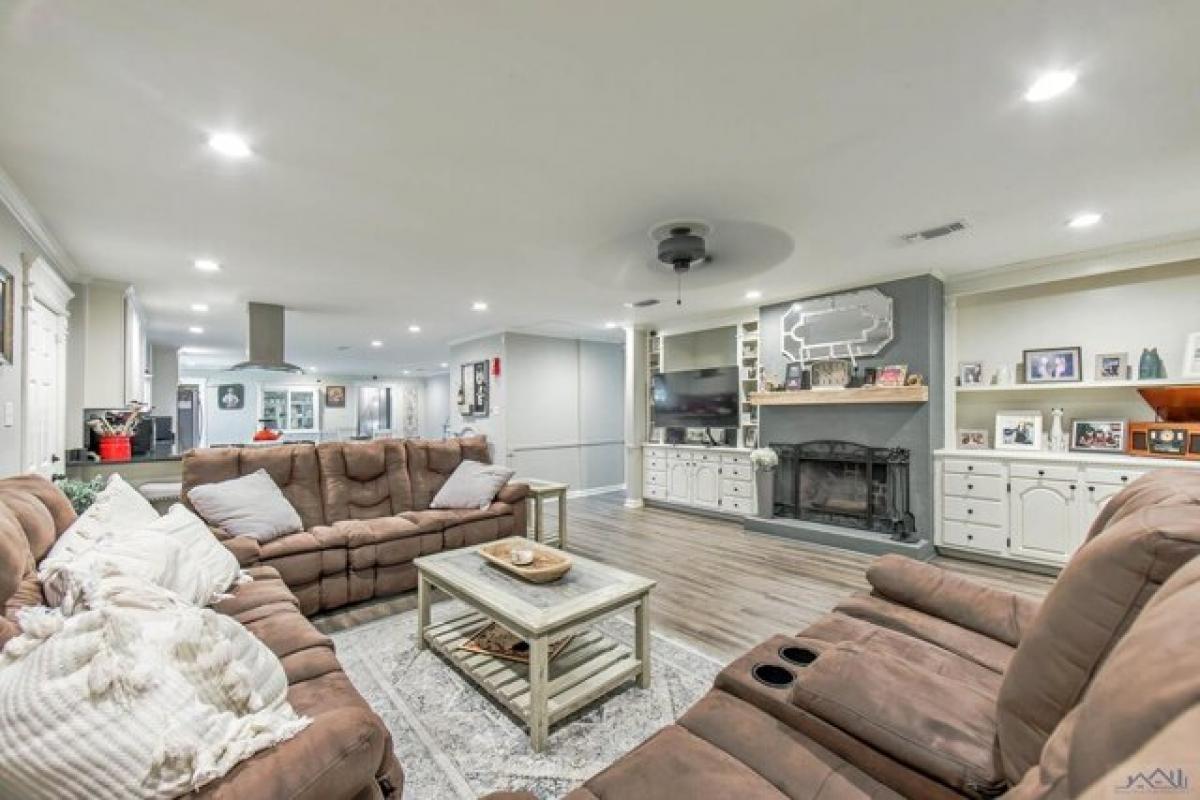 5 bedrooms House in Houma, USA No. 405530