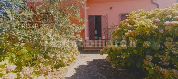 Вилла с 4 спальнями в Капаннори, Италия № 306159 3