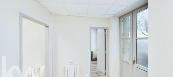 مكتب في Sainte-Maure-de-Touraine, France 170متر مربع رقم 276735 2