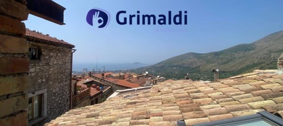 3 Schlafzimmer Wohnung in Formia, Italy, Nr. 272787 15