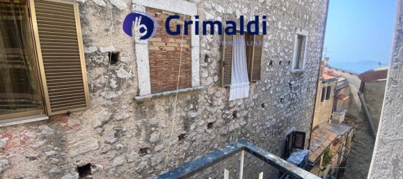 3 Schlafzimmer Wohnung in Formia, Italy, Nr. 272787 2