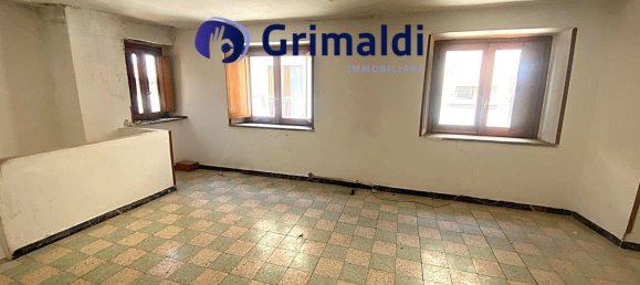 3 Schlafzimmer Wohnung in Formia, Italy, Nr. 272787 3