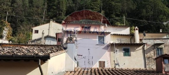 7 bedrooms Apartment in Terni, Italy No. 49623 7