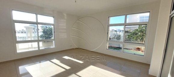 5 bedrooms Villa in Khalifa City, UAE No. 29860 8