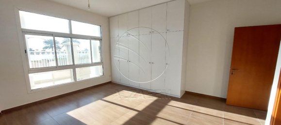 5 bedrooms Villa in Khalifa City, UAE No. 29860 7