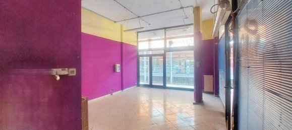 Gewerbliche Immobilie in Grugliasco, Italy 39m², Nr. 371471 3