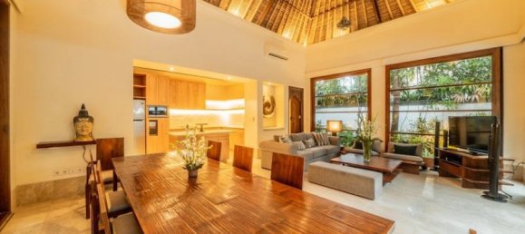 3 bedrooms Villa in Jimbaran, Indonesia No. 3235 6