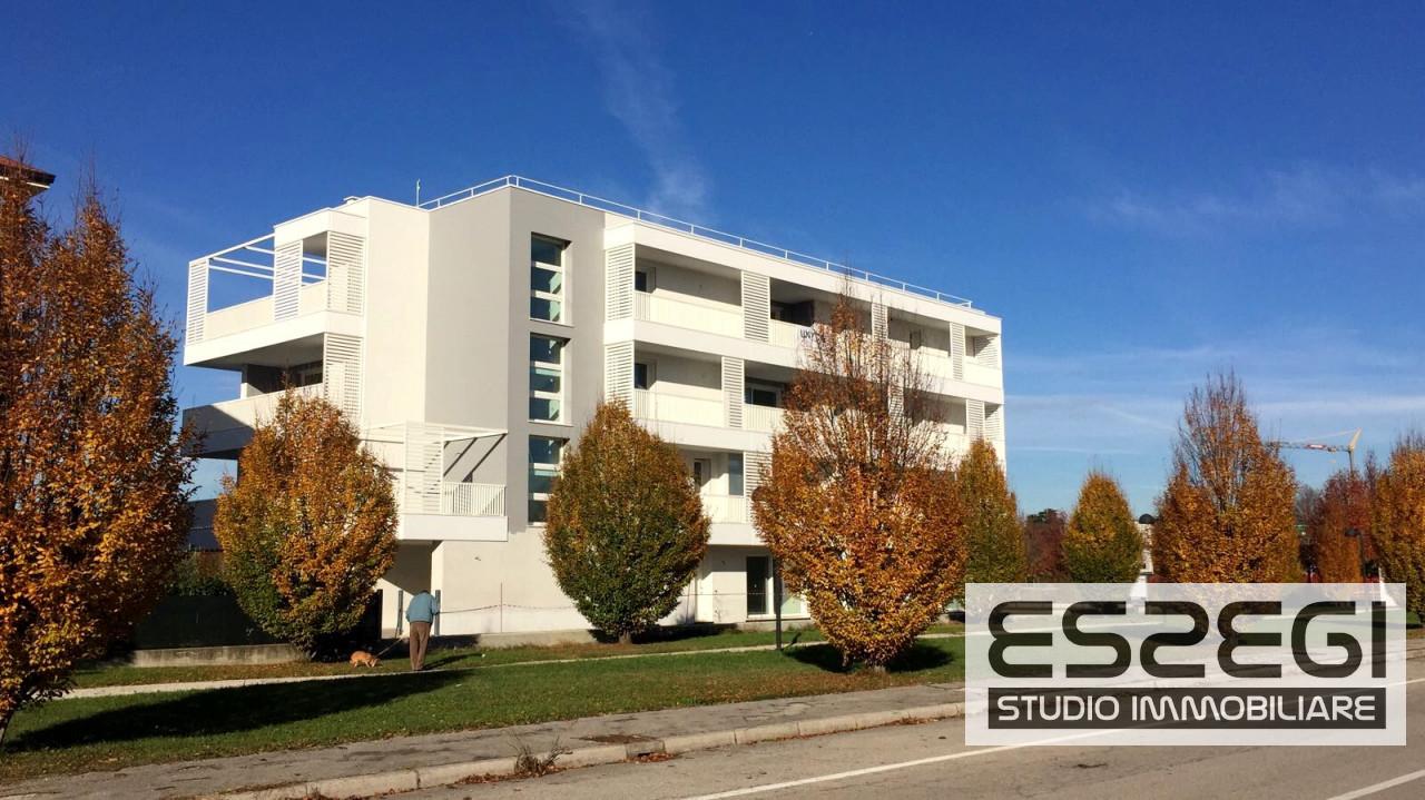 4-salle Appartement à Selvazzano Dentro, Italy No. 64076