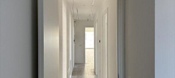 4-salle Appartement à Selvazzano Dentro, Italy No. 64076 11