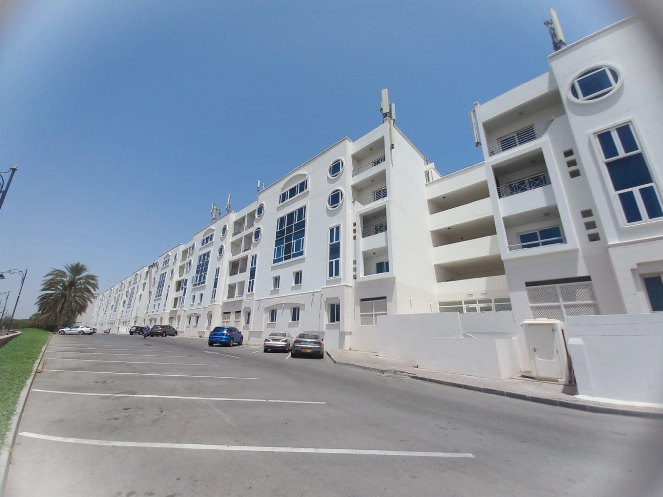 1 bedroom Apartment in Muscat, Oman No. 1307