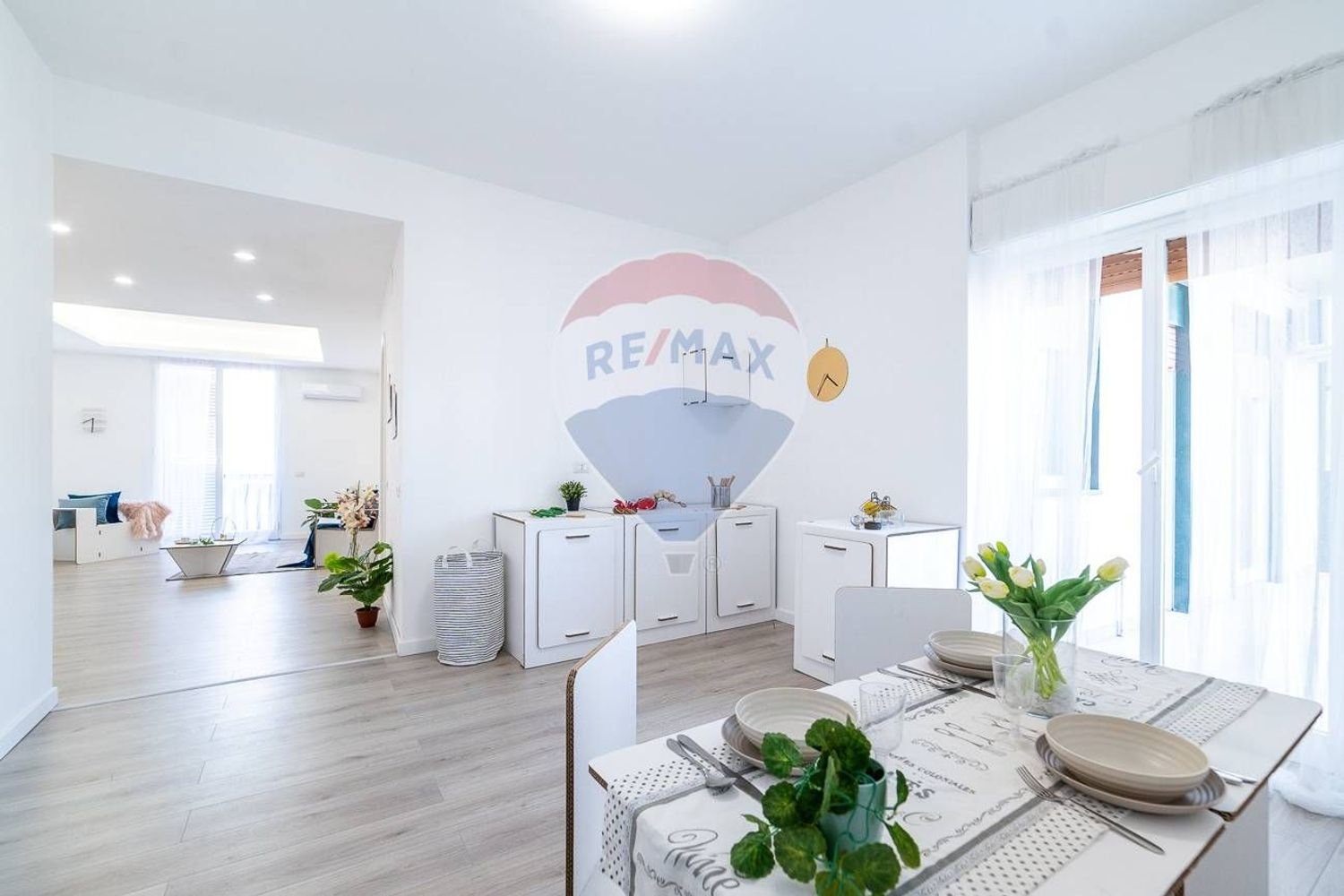 4 rooms Apartment in Aci Catena, Italy No. 61985