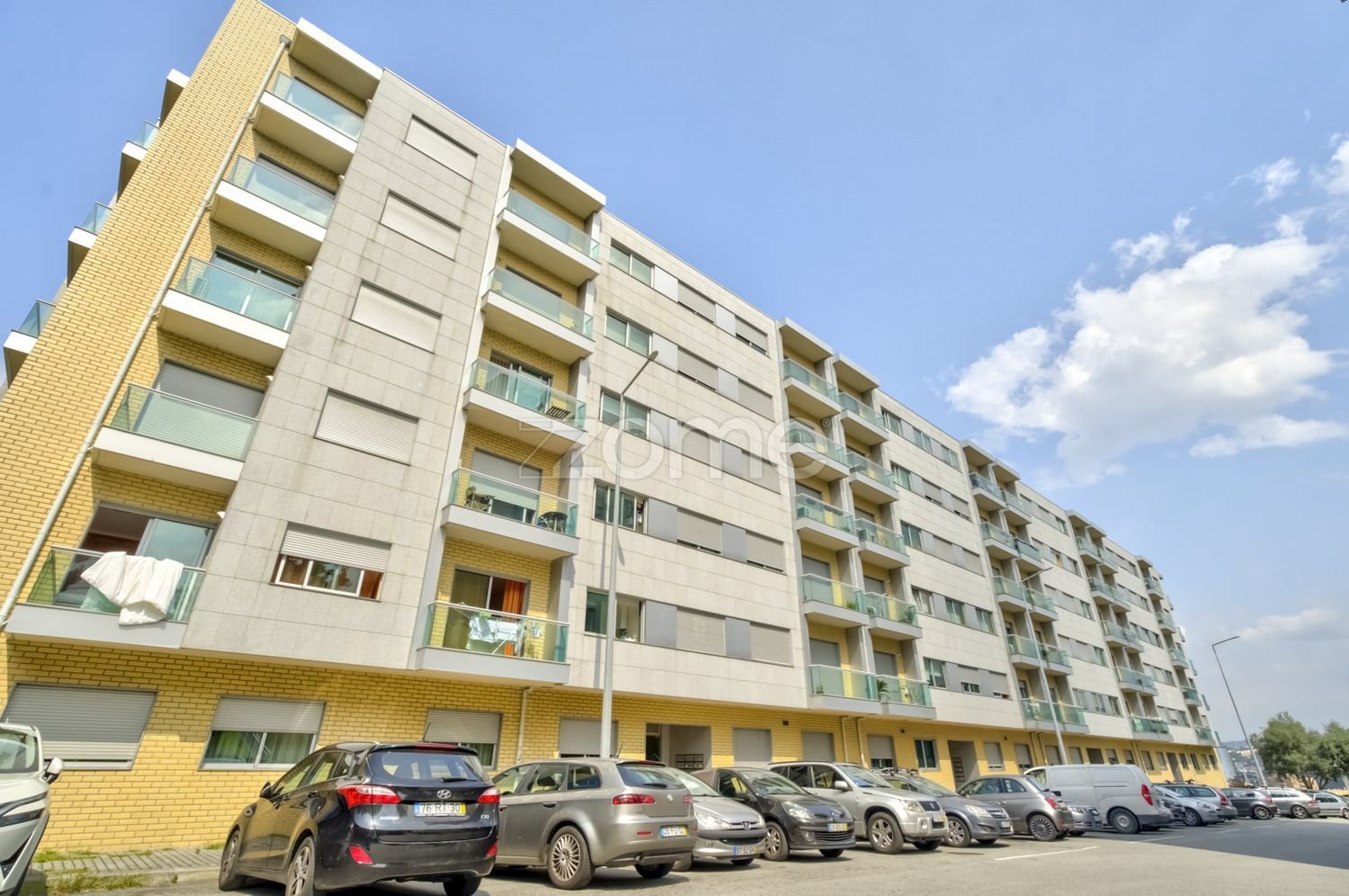 3 bedrooms Apartment in Braga, Portugal No. 46903