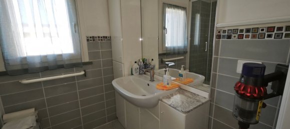 5 غرف نوم منزل ذو طابقين في Grosseto, Italy رقم 325224 23