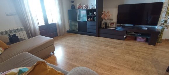 3 bedrooms Apartment in Zaragoza, Spain No. 162269 2