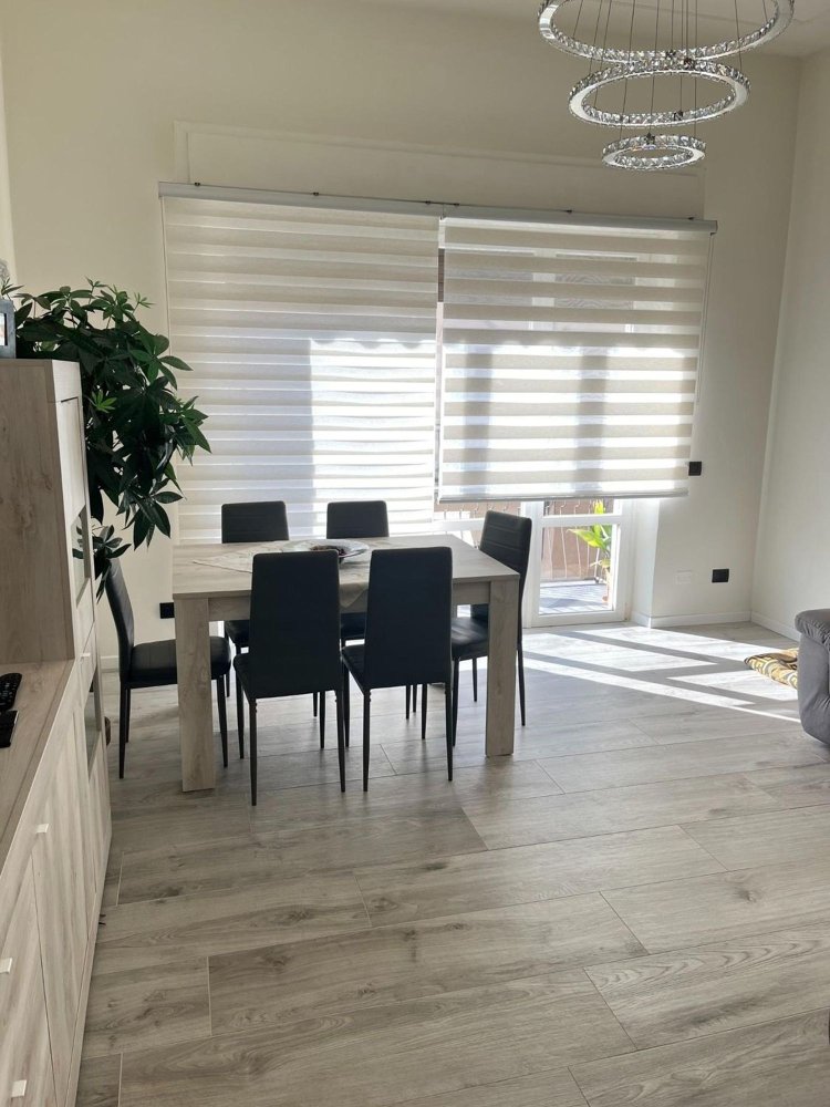 5-salle Appartement à Carrara, Italy No. 193000