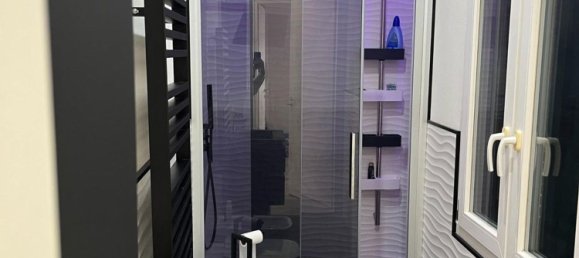 5-salle Appartement à Carrara, Italy No. 193000 14