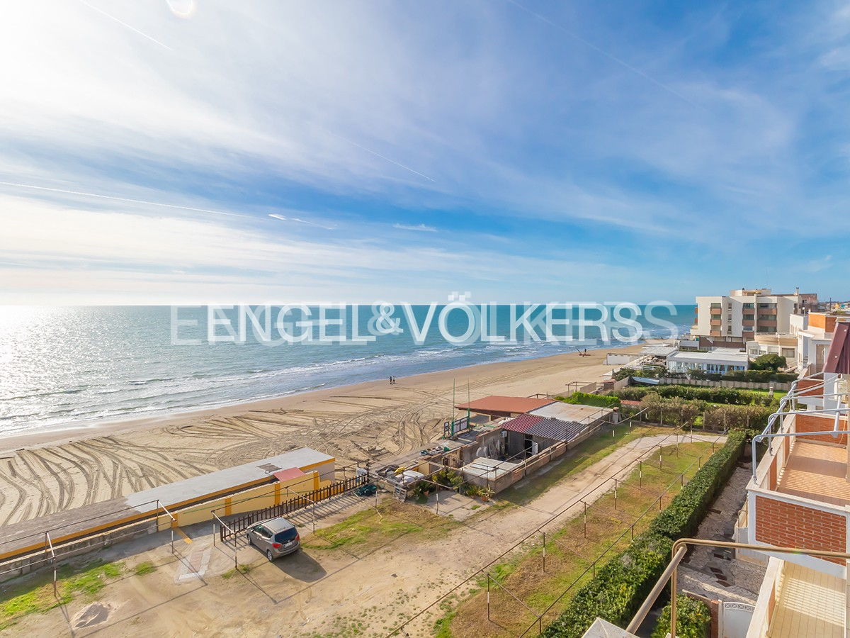 2 bedrooms Penthouse in Anzio, Italy No. 129990