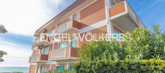 2 bedrooms Penthouse in Anzio, Italy No. 129990 21