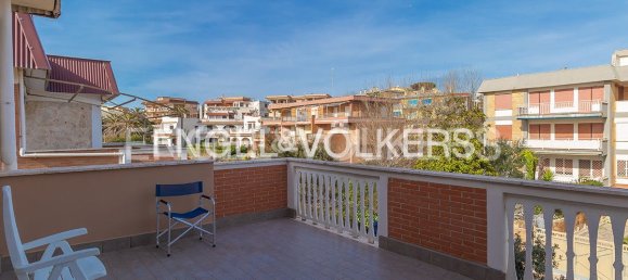 2 bedrooms Penthouse in Anzio, Italy No. 129990 13