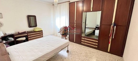 5 rooms Apartment in Casamassima, Italy No. 176083 8
