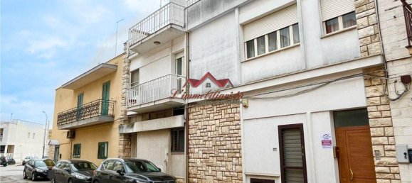 5 rooms Apartment in Casamassima, Italy No. 176083 3